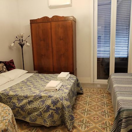 Battisti 18 Vintage Rooms Palermo Exteriér fotografie