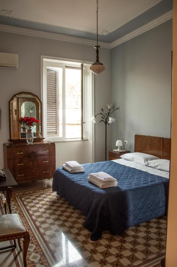 Battisti 18 Vintage Rooms Palermo Exteriér fotografie