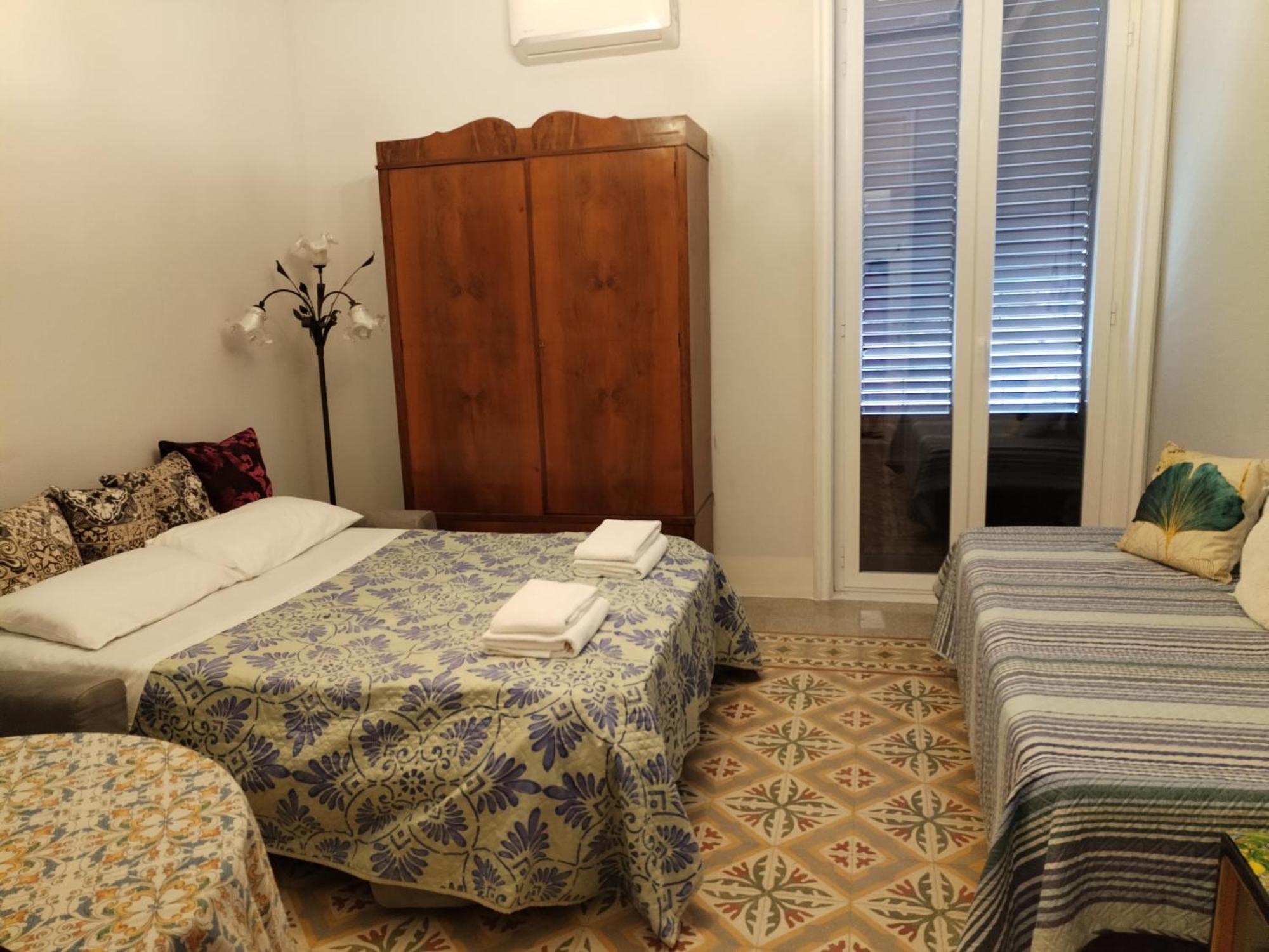 Battisti 18 Vintage Rooms Palermo Exteriér fotografie